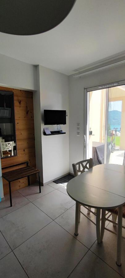 Chambre 2 Vue Lac Av Piscine Prunières Eksteriør billede